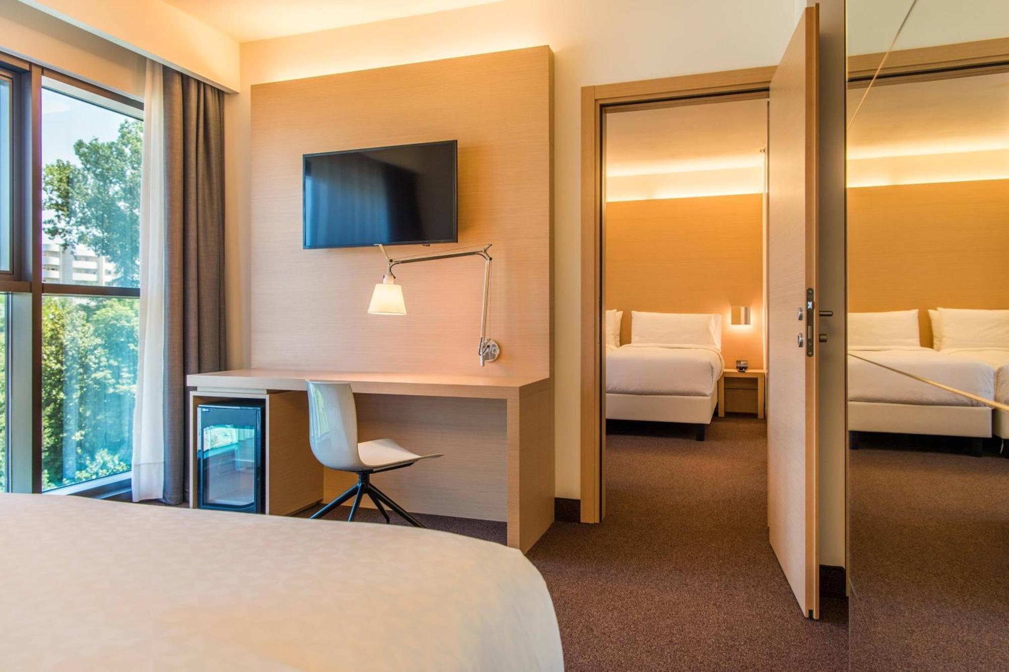 Four Points By Sheraton Venice Mestre Exterior photo