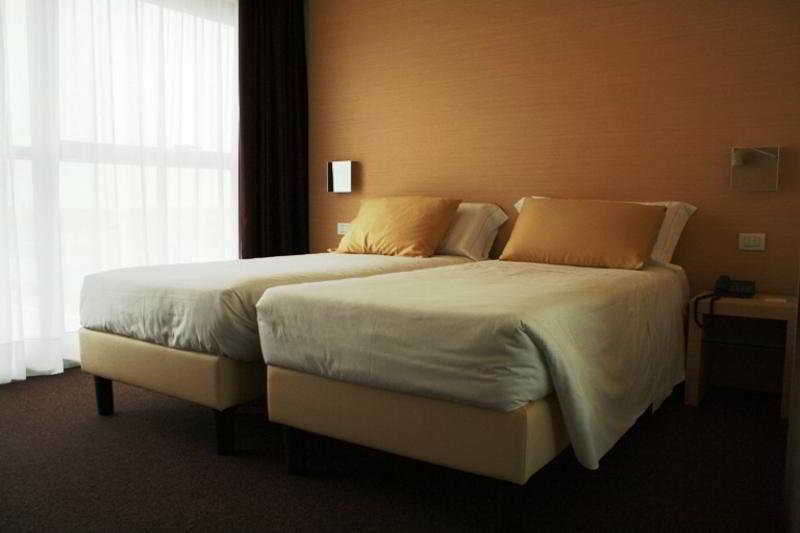 Four Points By Sheraton Venice Mestre Exterior photo